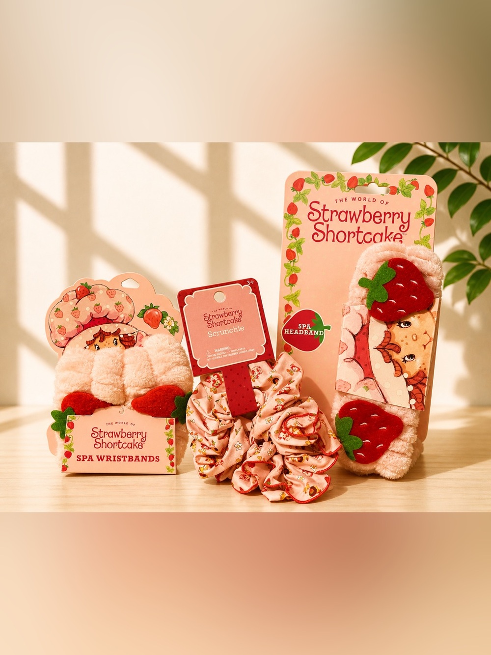 Strawberry Shortcake Spa Bundle Headband Wristbands Scrunchie Gift Set